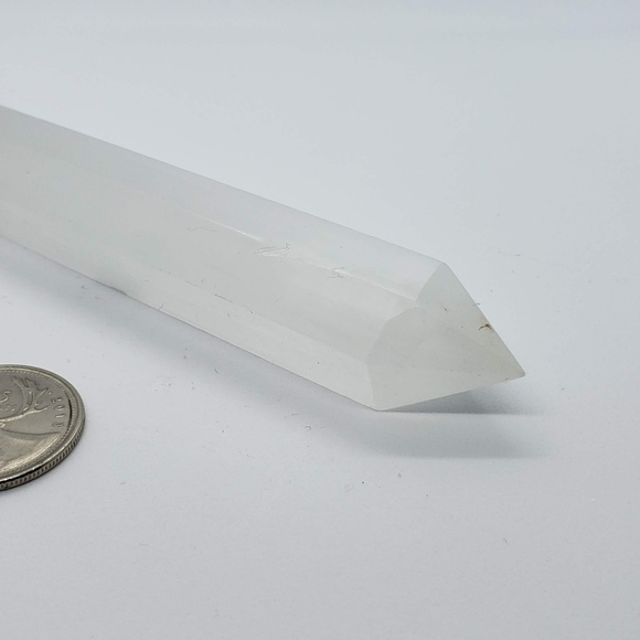 Selenite point - Picture 1 of 1
